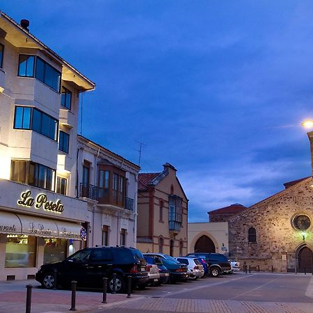 Hotel Restaurante La Peseta Асторга Экстерьер фото